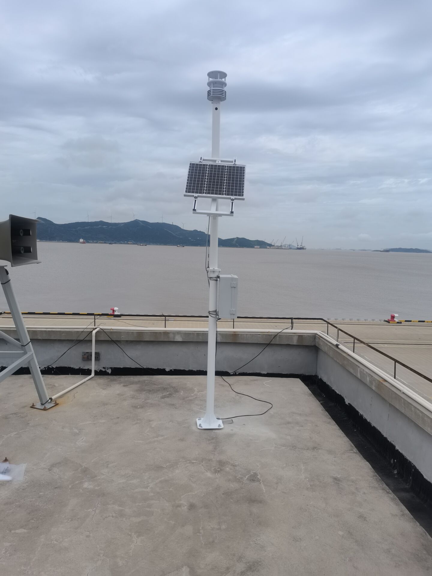 超声波一体化气象站外观